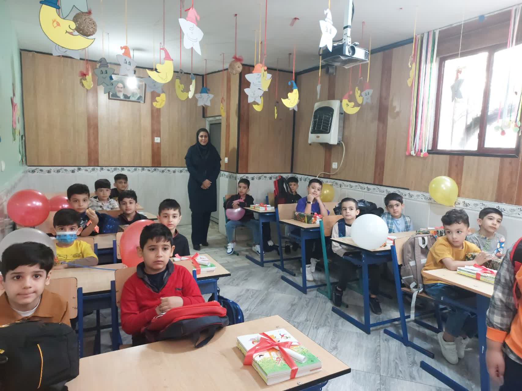 جشن شکوفه ها دبستان هامون