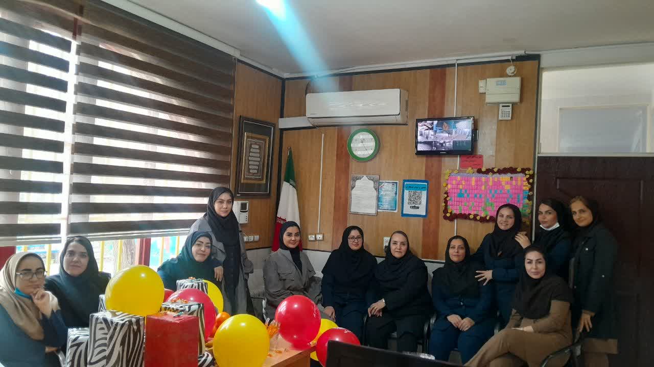 روز زن در دبستان هامون